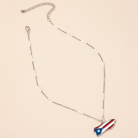 Patriotic American Flag-Themed Charm Pendant Necklace for Her | Women’s. - Picture 6 of 8